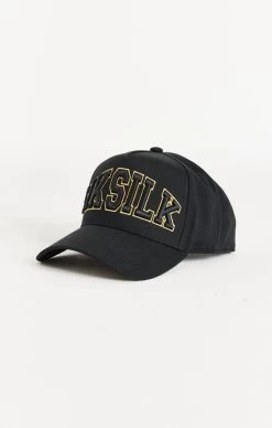 SikSilk Black Cap