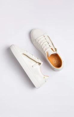 SikSilk White Classic Trainer With Functional Zip -Style Zone Shop SS 22330 7 7854810a 6bfa 49bb aad2 7f3a313a0536