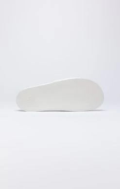 SikSilk White Premium Pool Slide With Metal Logo -Style Zone Shop SS 22356 3 d04d164f b6c0 4019 bf6f 39a2a78c99af