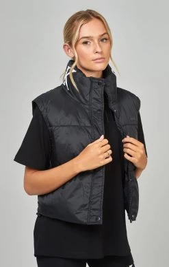 SikSilk Black Cropped Gilet